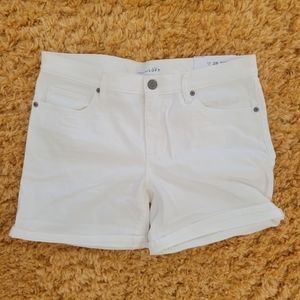 NWT white relaxed skinny shorts by LOFT